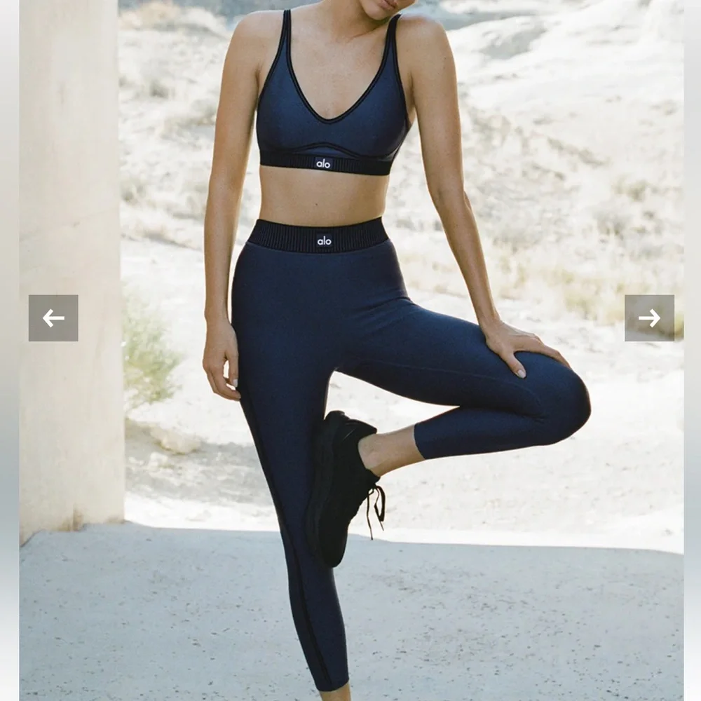ALO Yoga Midnight Blue Activewear leggings